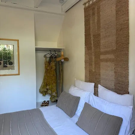 Window On Ramatuelle 아파트 쎙뜨호뻬