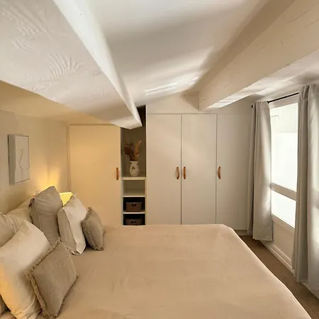 Daire Window On Ramatuelle Saint-Tropez