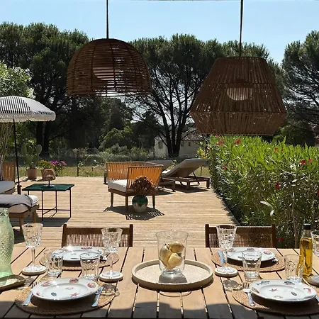 Window On Ramatuelle Daire *