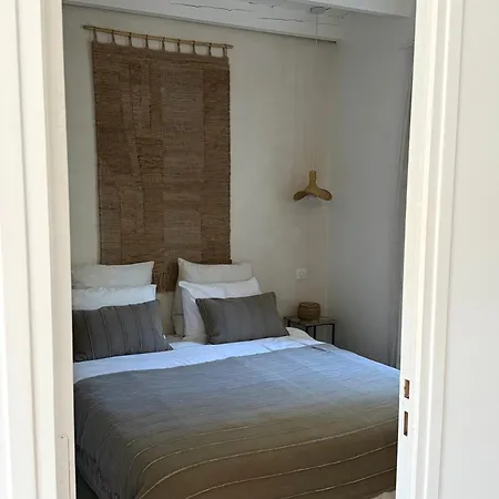 Window On Ramatuelle 쎙뜨호뻬