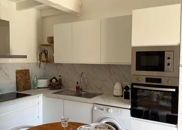 Апартаменти Window On Ramatuelle